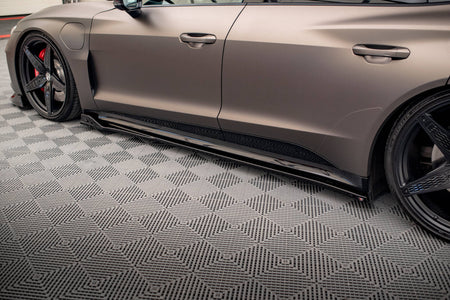 Side Skirts Diffusers V.2 suitable for Audi e-Tron GT / RS GT Mk1