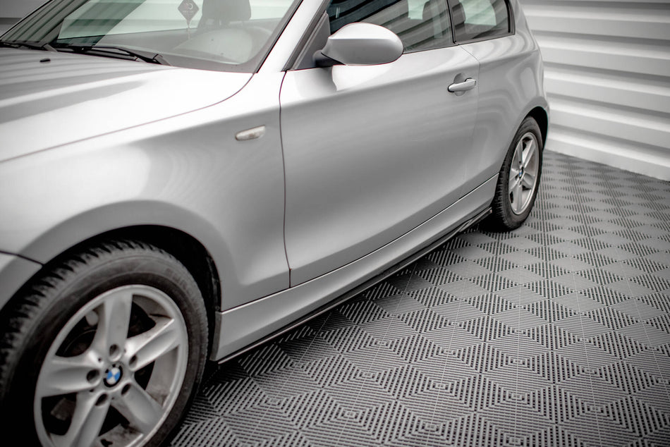 Side Skirts Diffusers V.2 suitable for BMW 1 E81 Facelift
