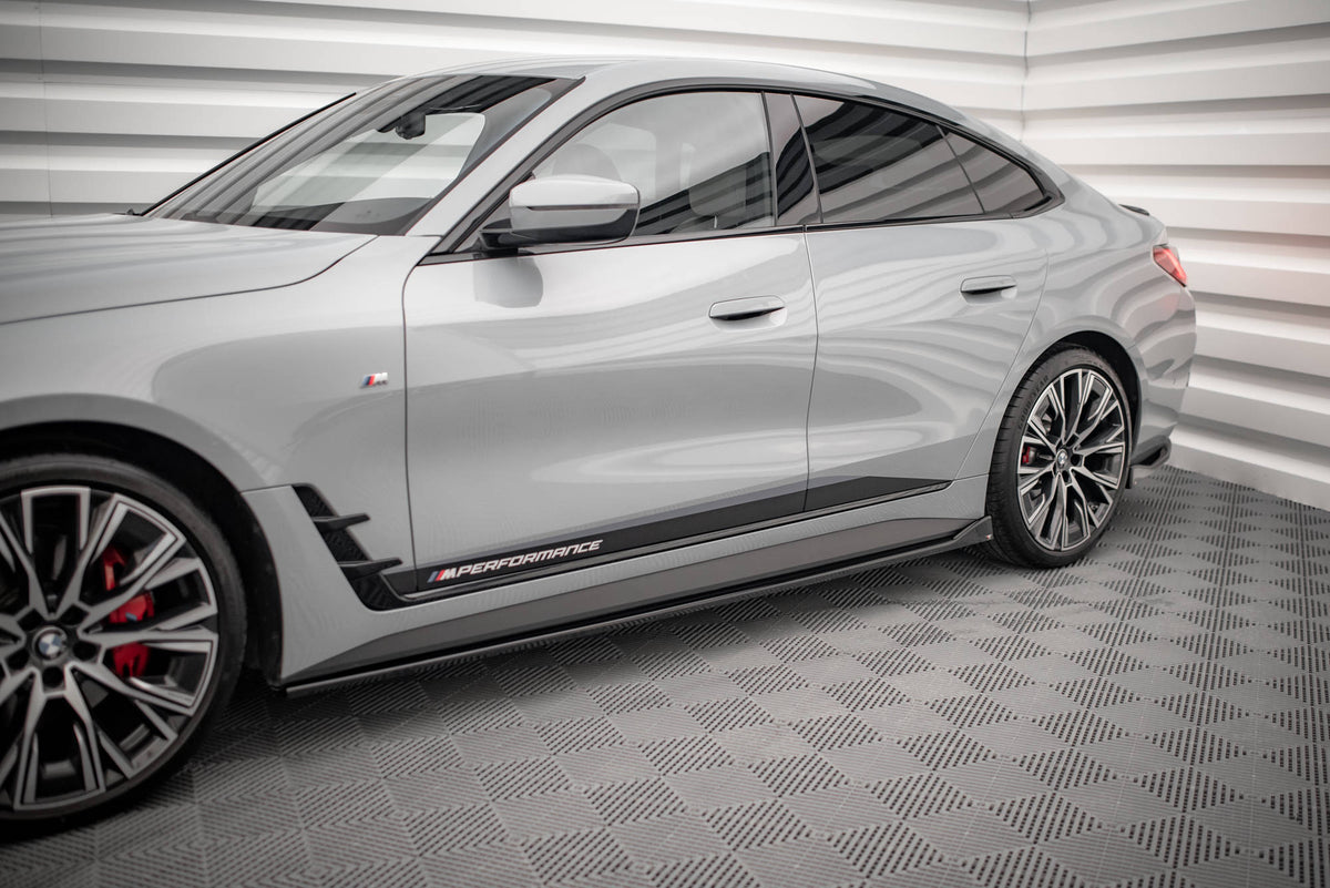 Side Skirts Diffusers V.2 suitable for BMW 4 Gran Coupe M-Pack / M440i G26