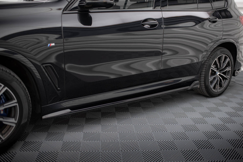 Side Skirts Diffusers V.2 suitable for BMW X5 M-Pack G05