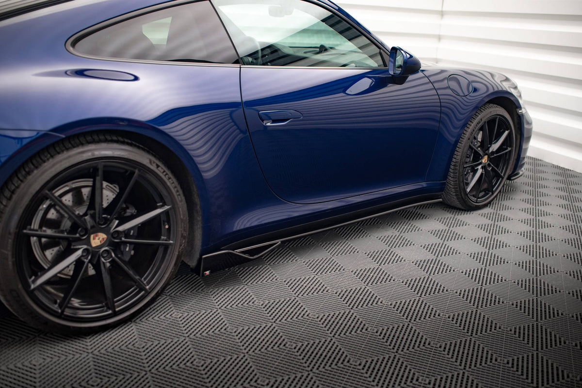 Side Skirts Diffusers V.2 suitable for Porsche 911 Carrera Aero / Carrera GTS 992