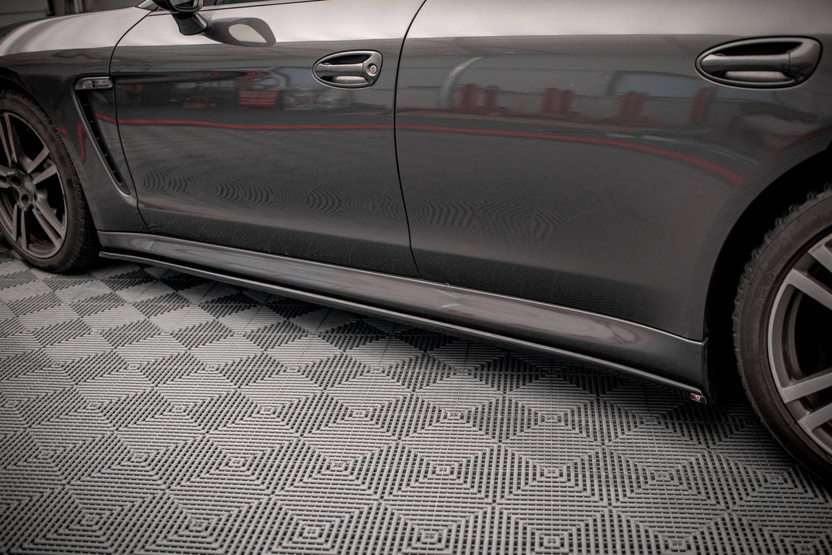 Side Skirts Diffusers V.2 suitable for Porsche Panamera / Panamera Diesel / Panamera Turbo 970