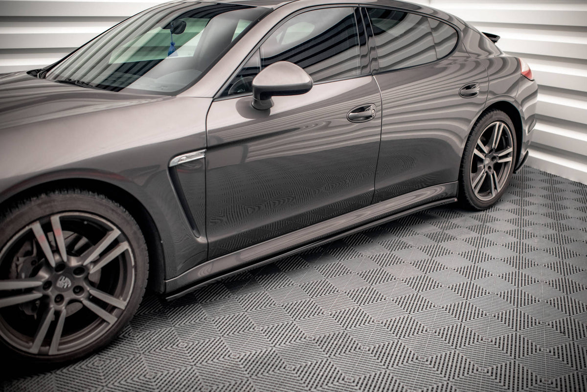 Side Skirts Diffusers V.2 suitable for Porsche Panamera / Panamera Diesel / Panamera Turbo 970