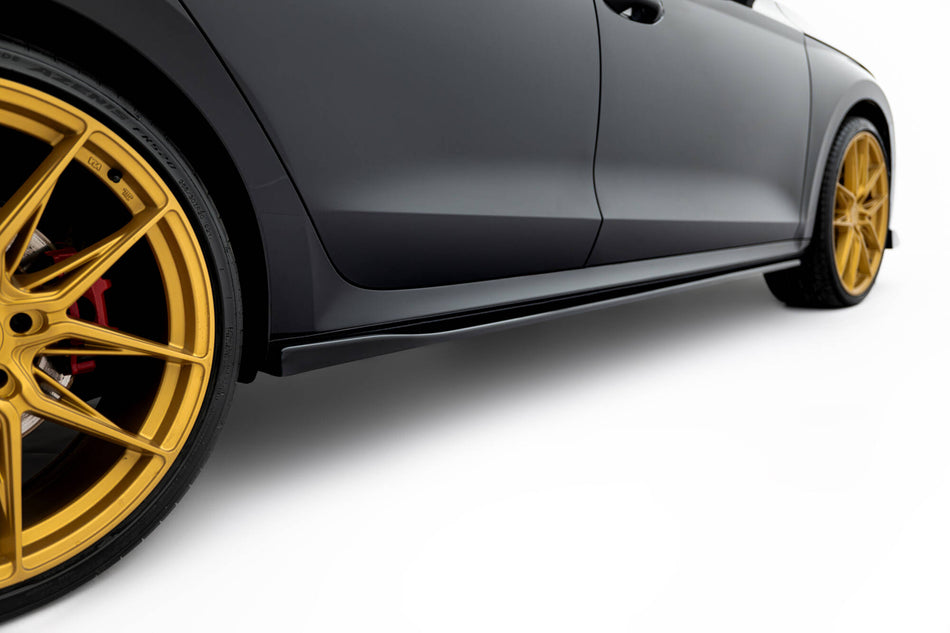 Side Skirts Diffusers V.2 suitable for Skoda Octavia RS Liftback / Combi Mk4 Facelift