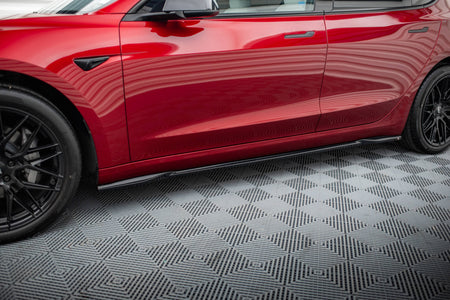 Side Skirts Diffusers V.2 suitable for Tesla Model 3 Mk1 / Mk1 Facelift