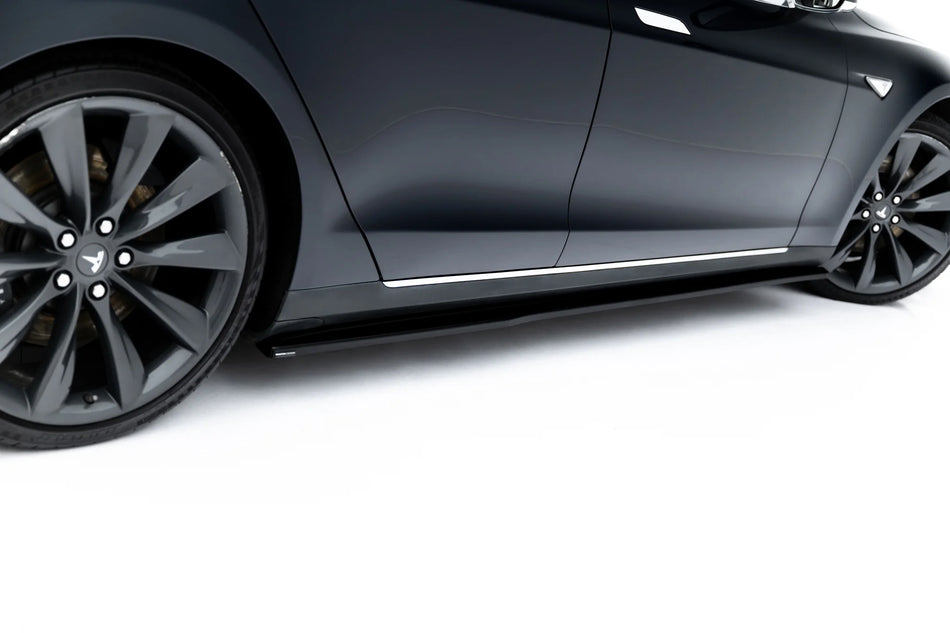 Side Skirts Diffusers V.2 suitable for Tesla Model S Mk1