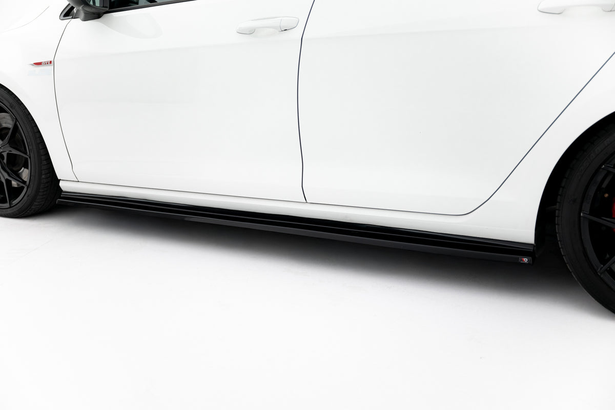 Side Skirts Diffusers V.2 suitable for Volkswagen Golf GTI / GTD Mk7 / Mk7 Facelift (narrow)