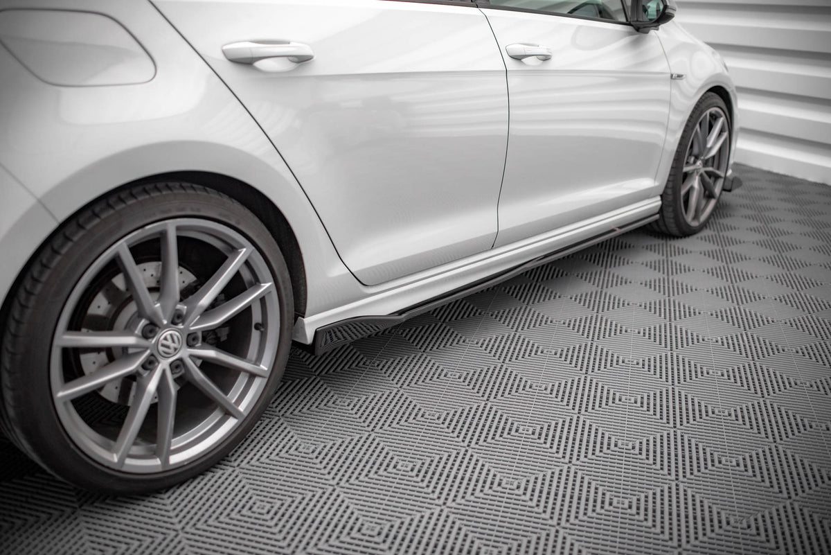 Side Skirts Diffusers V.2 suitable for Volkswagen Golf R / R-Line Mk7