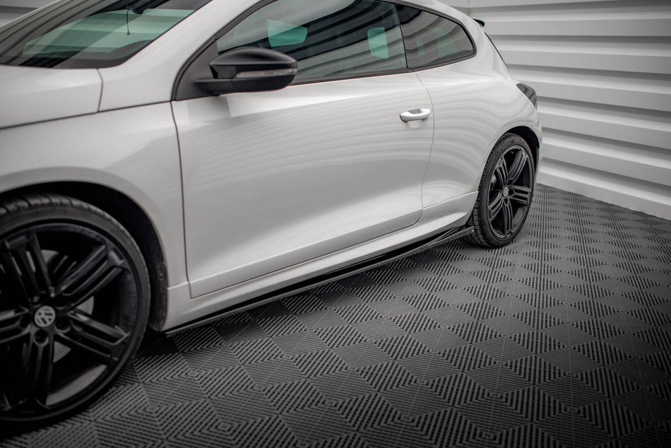 Side Skirts Diffusers V.2 suitable for Volkswagen Scirocco R Mk3 / Mk3 Facelift