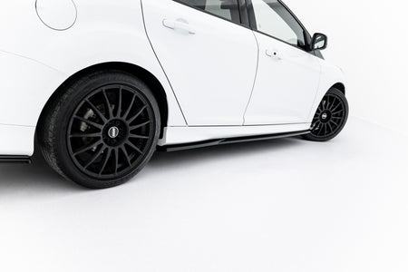 Side Skirts Diffusers V.3 suitable for Ford Focus ST Mk3
