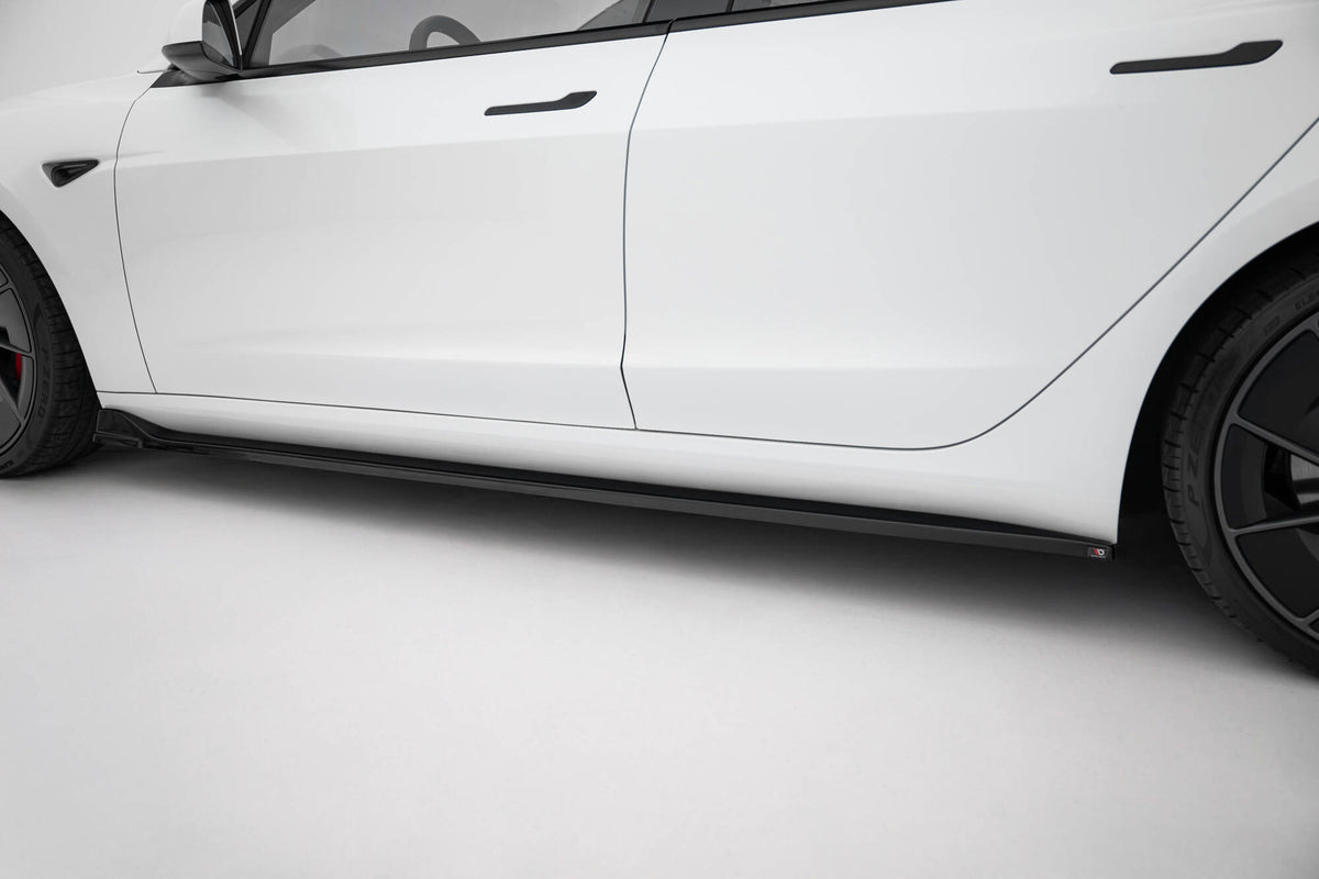Side Skirts Diffusers V.3 suitable for Tesla Model 3 Performance Mk1 Facelift