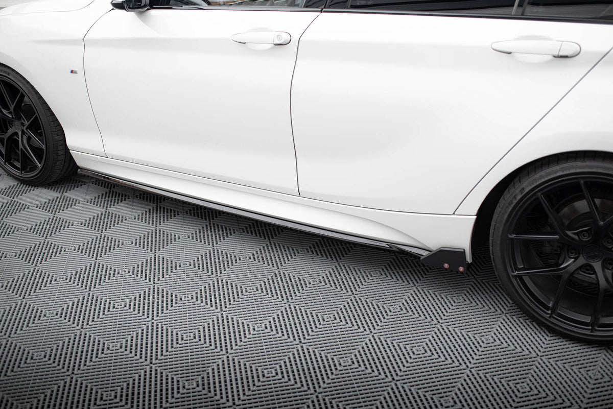 Side Skirts Diffusers V.4 + Flaps suitable for BMW 1 M-Pack / M140i F20 Facelift