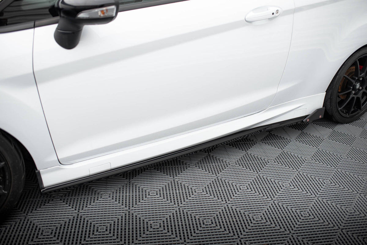 Side Skirts Diffusers V.4 + Flaps suitable for Ford Fiesta ST / ST-Line Mk7