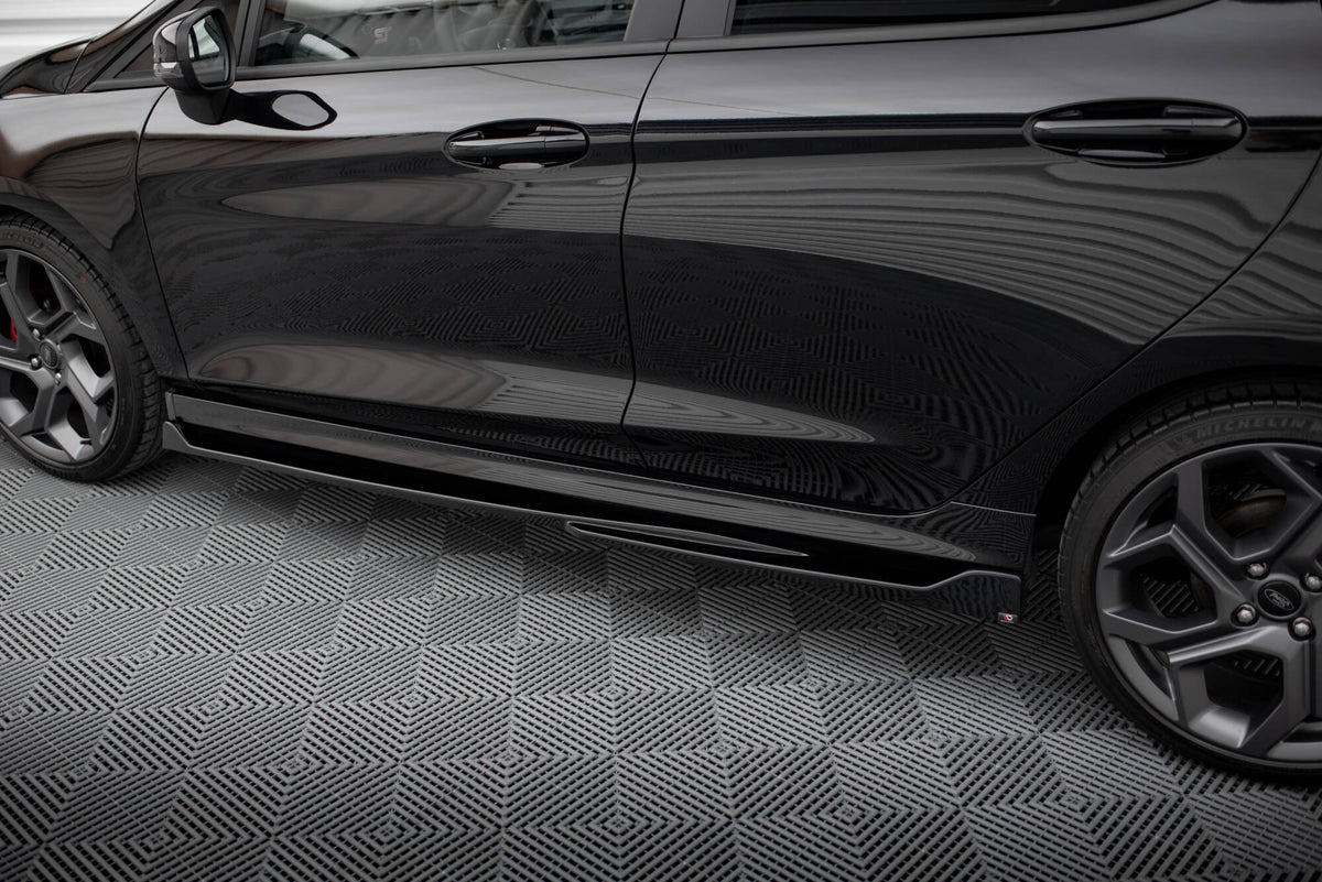 Side Skirts Diffusers V.4 suitable for Ford Fiesta Mk8 ST / ST-Line