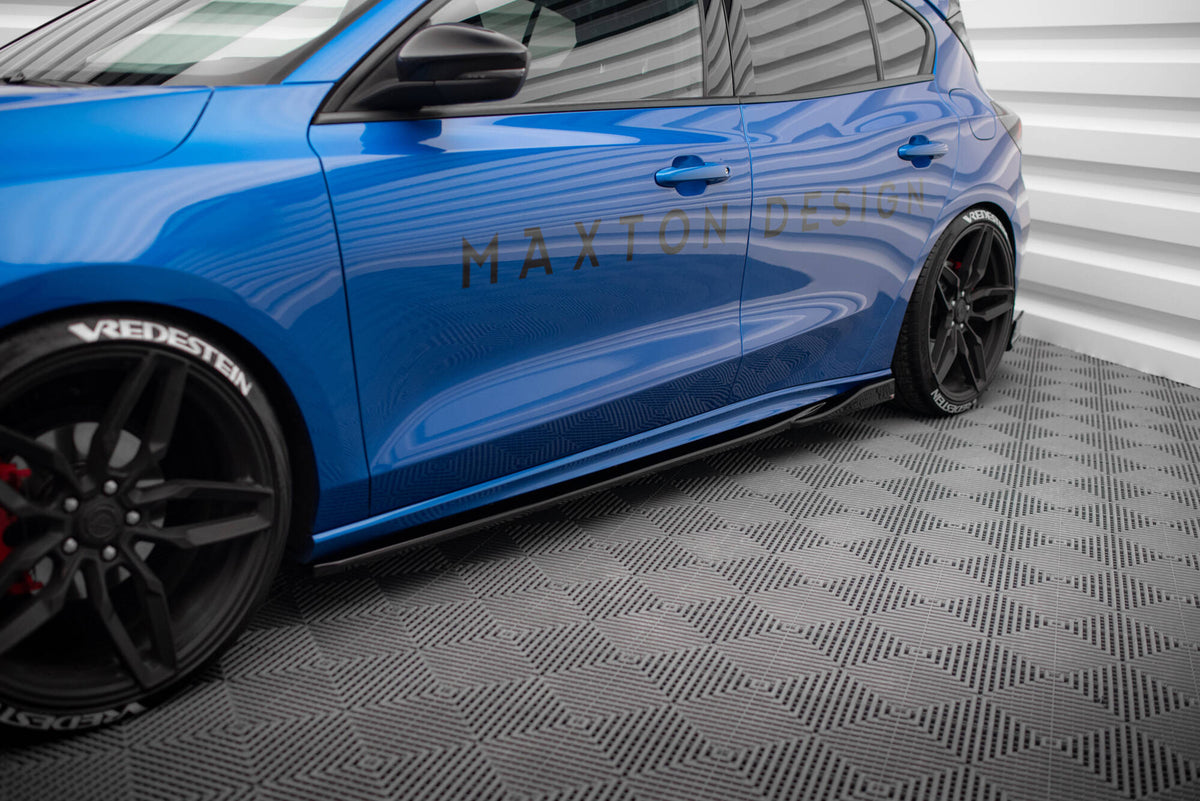 Side Skirts Diffusers V.4 suitable for Ford Focus ST / ST-Line Mk4