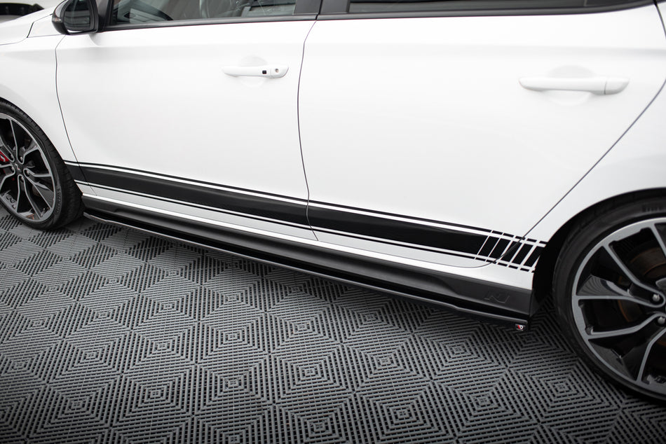 Side Skirts Diffusers V.4 suitable for Hyundai I30 N / N-Line Hatchback / Fastback Mk3 / Mk3 Facelift