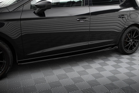 Side Skirts Diffusers V.4 suitable for Seat Leon Cupra / FR Mk3 FL