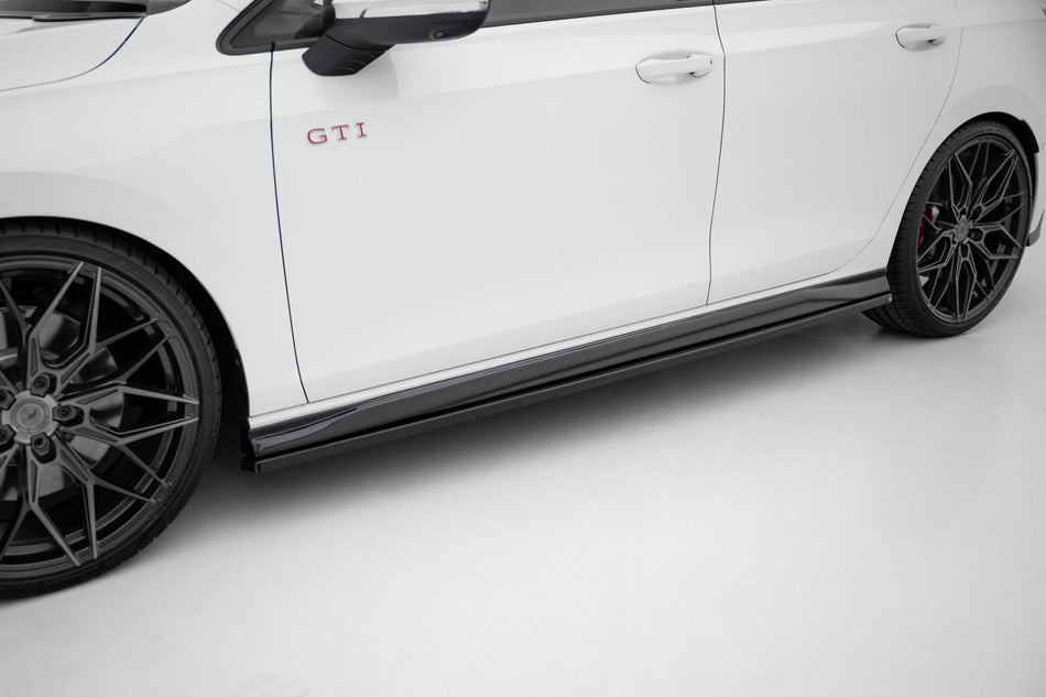 Side Skirts Diffusers V.4 suitable for Volkswagen Golf GTI / GTE / GTI Clubsport / GTD / R-Line Mk8