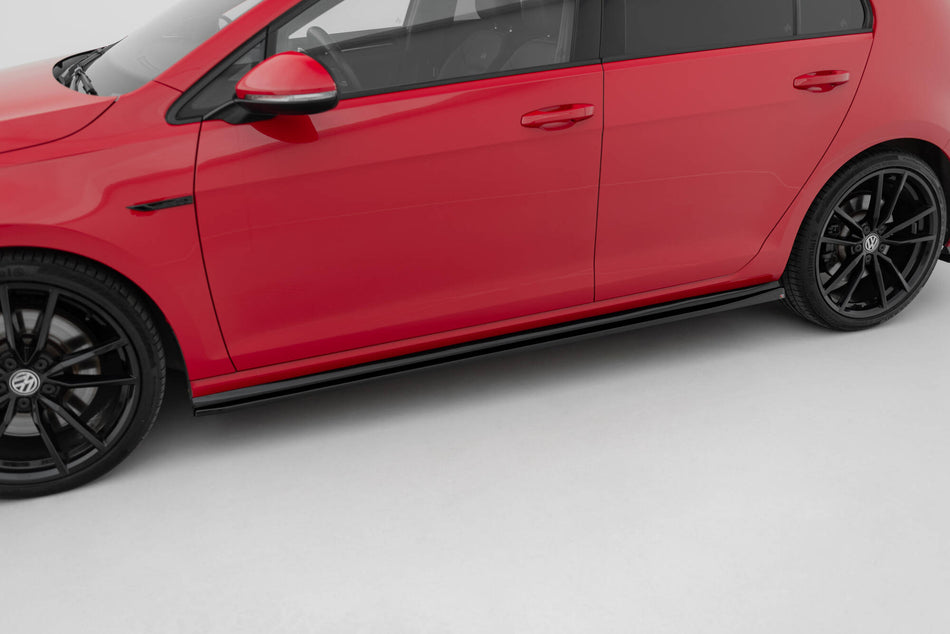 Side Skirts Diffusers V.4 suitable for Volkswagen Golf R / R-Line Mk7 Facelift