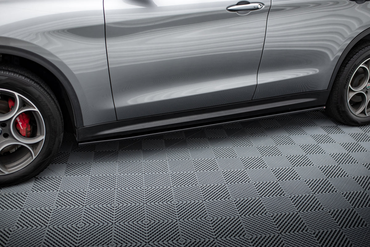 Side Skirts Diffusers suitable for Alfa Romeo Stelvio Mk1