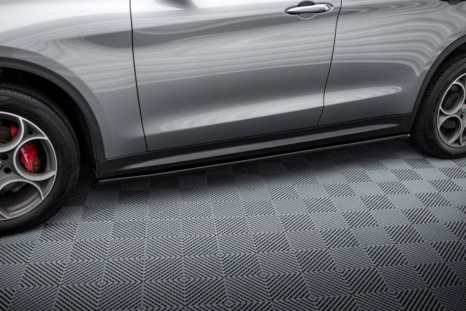 Side Skirts Diffusers suitable for Alfa Romeo Stelvio Mk1