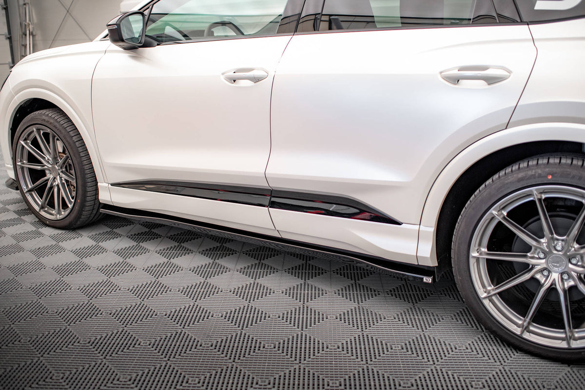 Side Skirts Diffusers suitable for Audi Q4 e-tron Sportback S-line Mk1