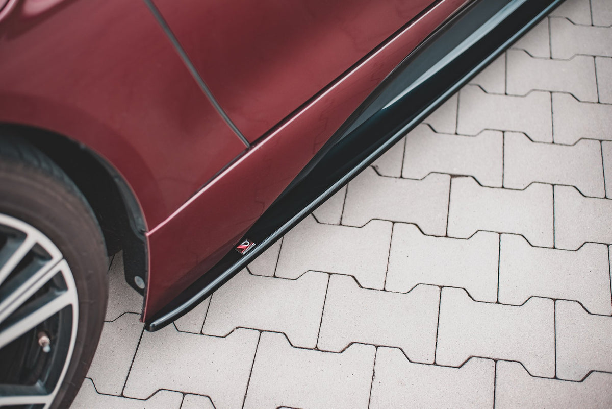 Side Skirts Diffusers suitable for BMW i8