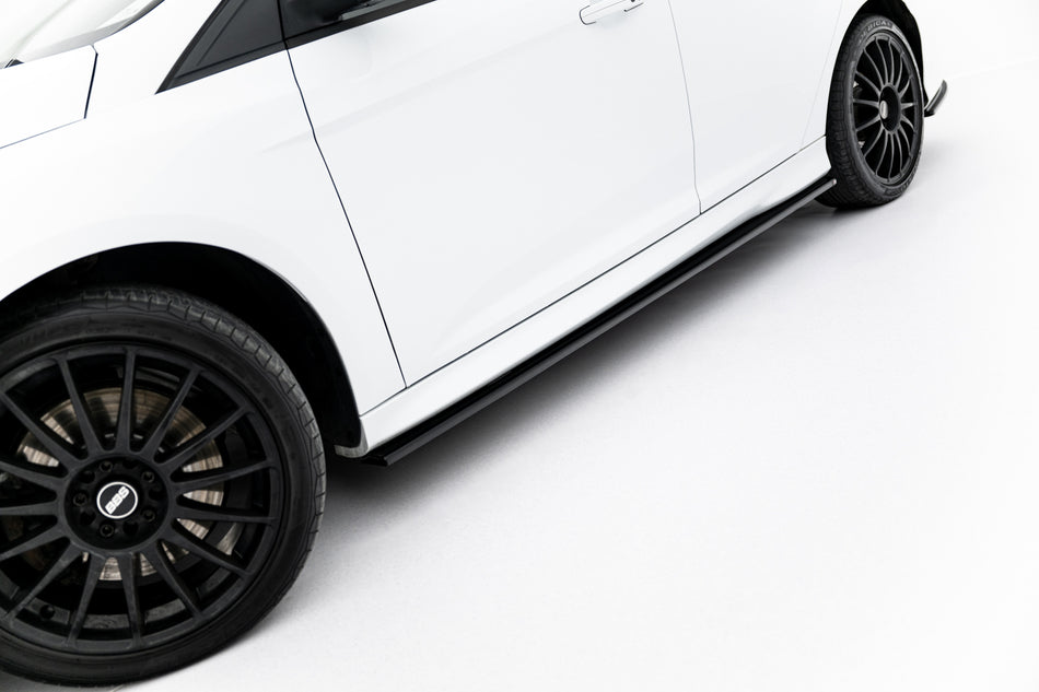 Side Skirts Diffusers suitable for Ford Focus ST / ST-Line Hatchback / Estate Mk3 / Mk3 Facelift