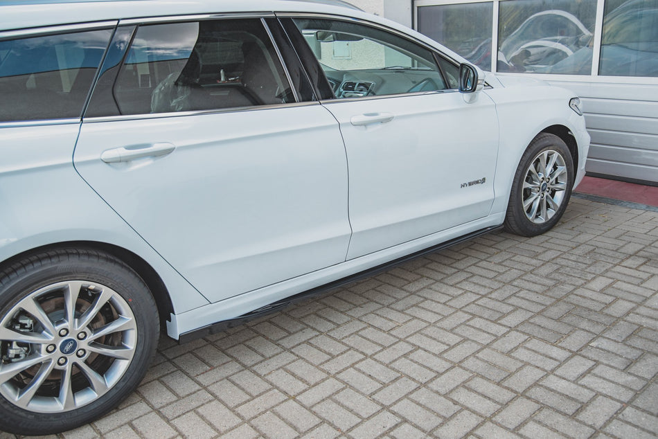 Side Skirts Diffusers suitable for Ford Mondeo Mk5 Facelift/Preface