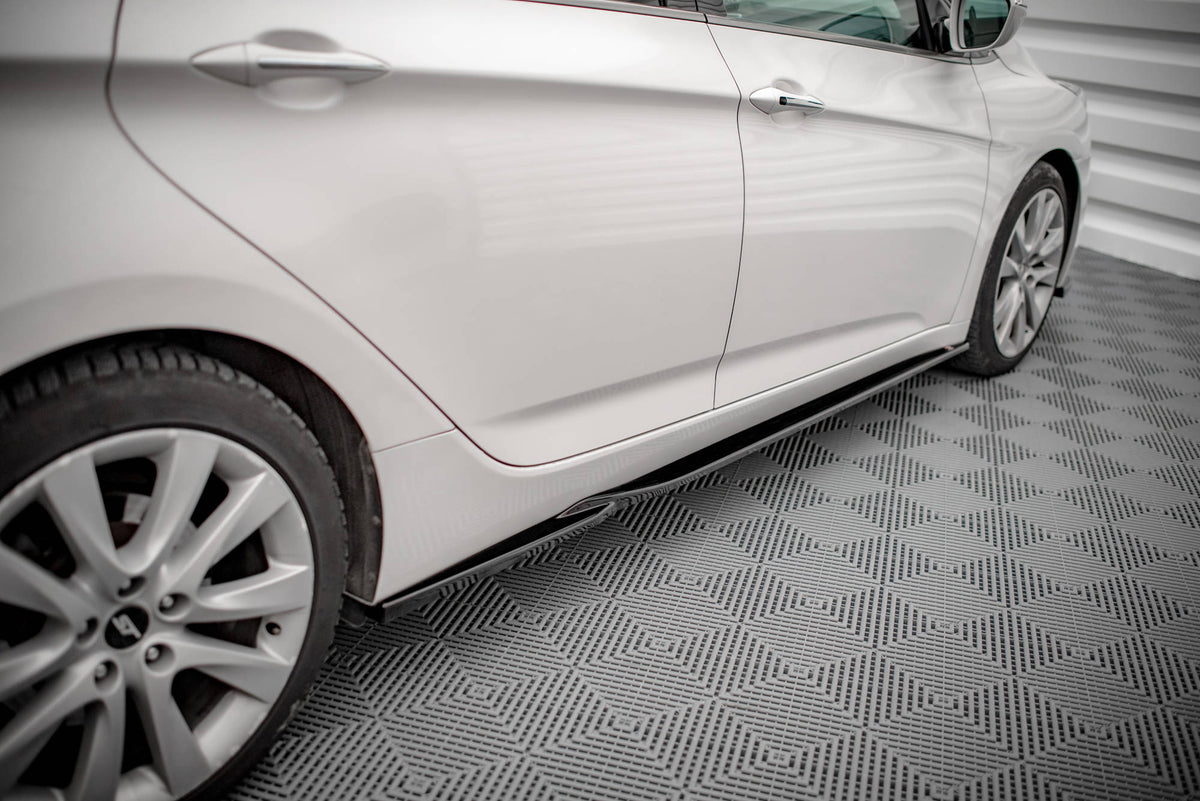 Side Skirts Diffusers suitable for Hyundai I40 Mk1