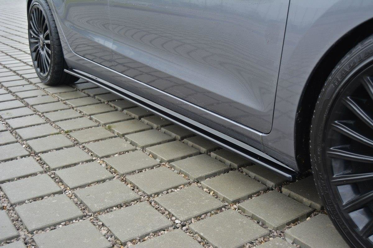 Side Skirts Diffusers suitable for Hyundai i30 Mk2