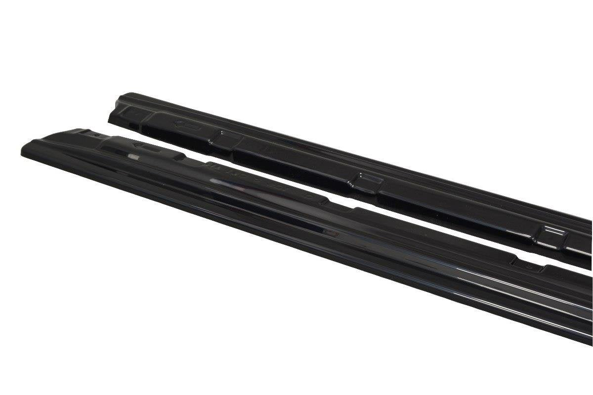 Side Skirts Diffusers suitable for Hyundai i30 Mk2