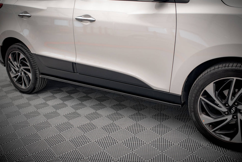 Side Skirts Diffusers suitable for Hyundai ix35 Mk1