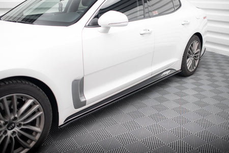 Side Skirts Diffusers suitable for Kia Stinger GT / GT-Line / Standard Mk1