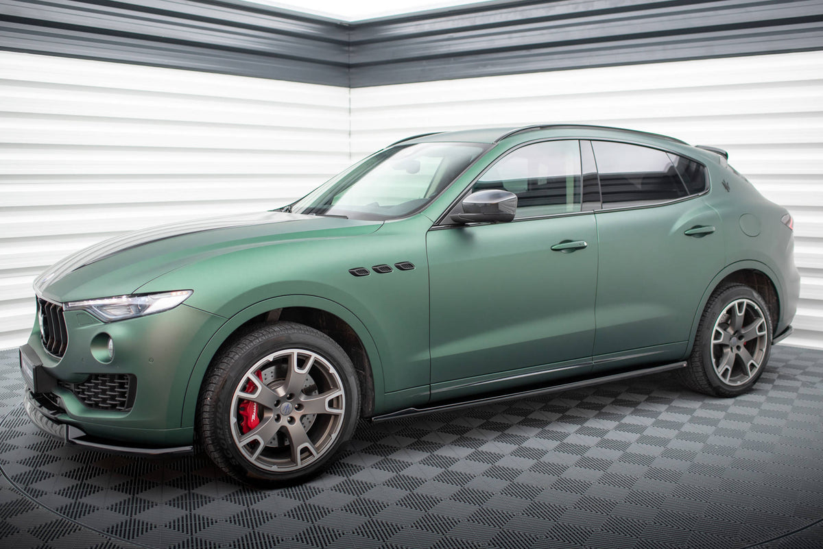 Side Skirts Diffusers suitable for Maserati Levante Mk1