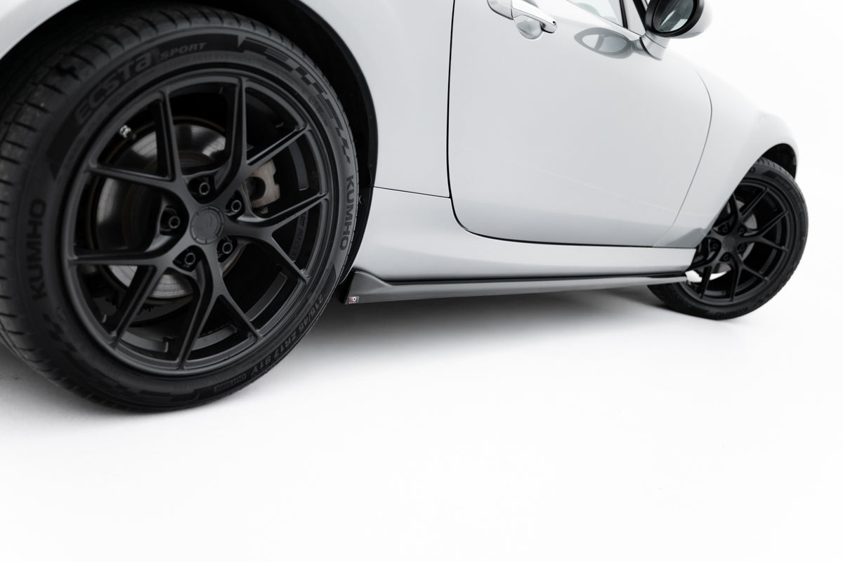 Side Skirts Diffusers suitable for Mazda MX-5 Mk3 (NC) Facelift