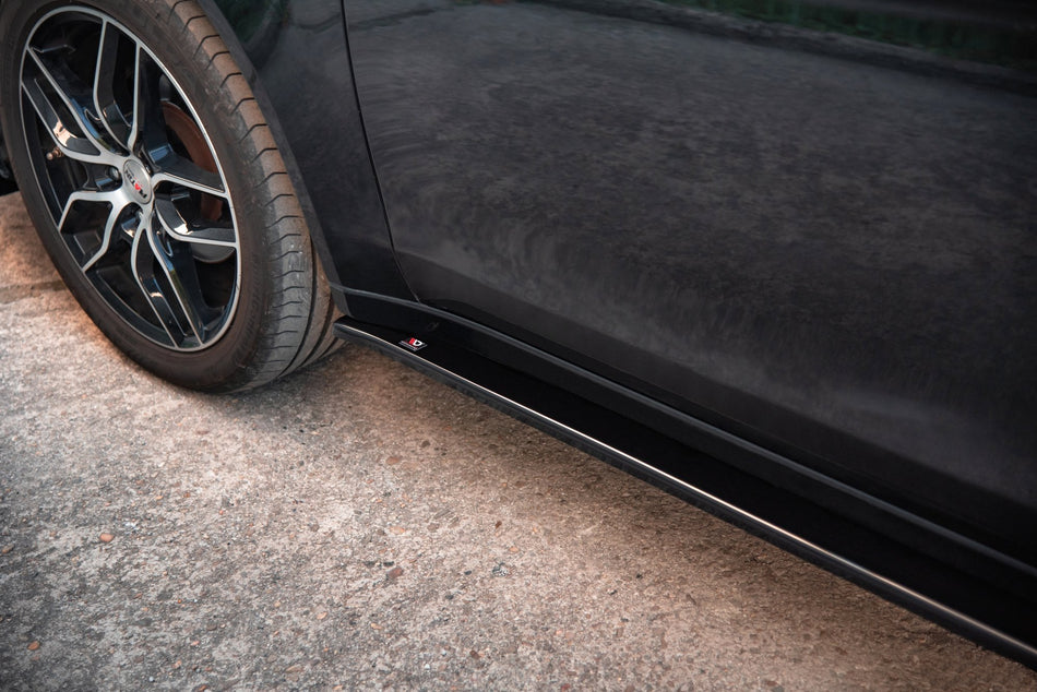 Side Skirts Diffusers suitable for Mitsubishi Lancer Mk8
