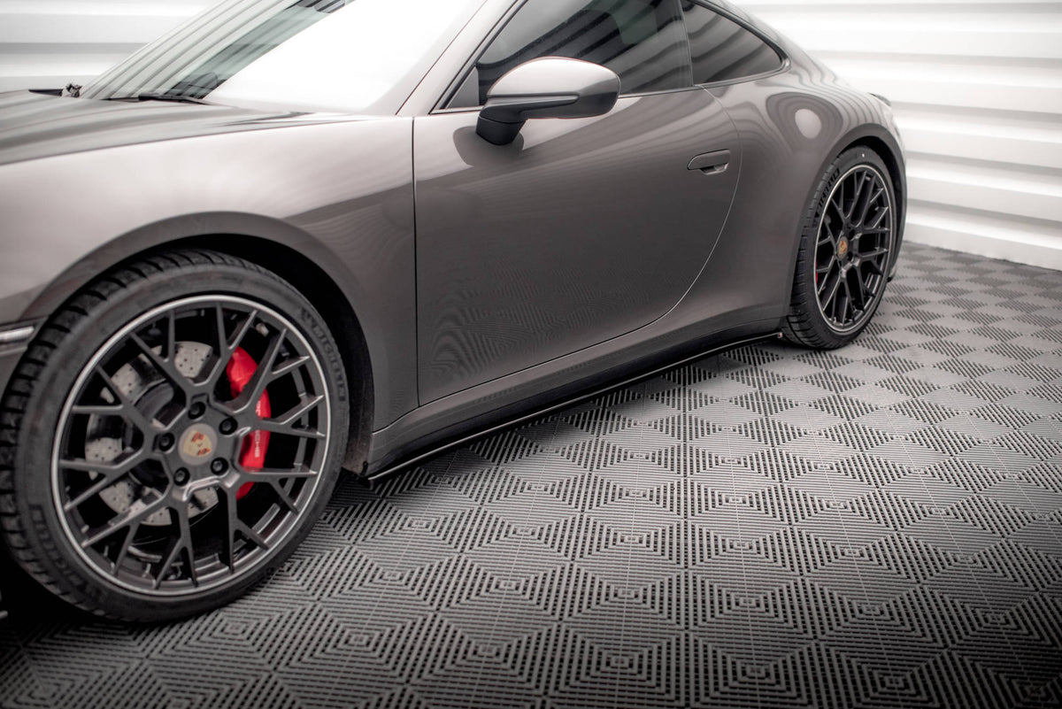 Side Skirts Diffusers suitable for Porsche 911 Carrera 4S 992