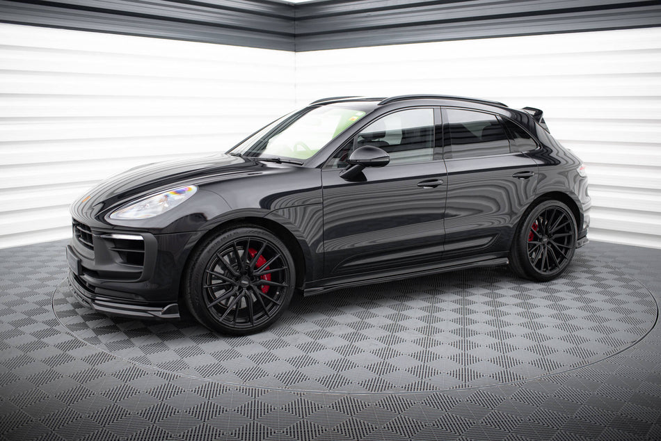 Side Skirts Diffusers suitable for Porsche Macan T / GTS Mk1 Facelift 2