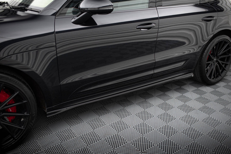 Side Skirts Diffusers suitable for Porsche Macan T / GTS Mk1 Facelift 2
