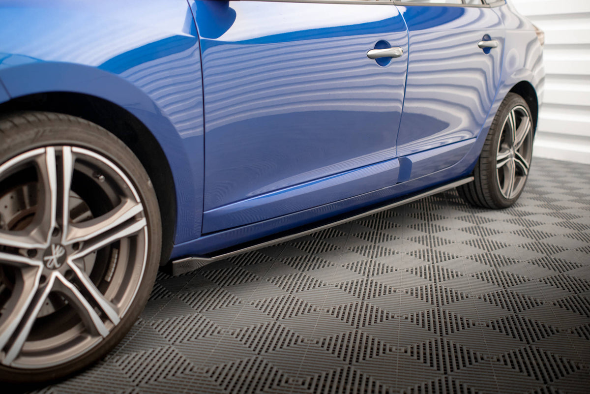 Side Skirts Diffusers suitable for Renault Megane GT Line Grandtour Mk3 Facelift