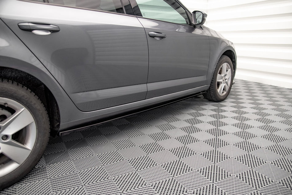 Side Skirts Diffusers suitable for Skoda Octavia Mk3 Facelift