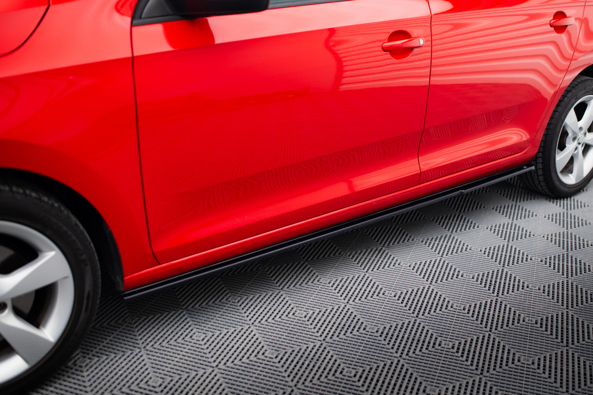 Side Skirts Diffusers suitable for Skoda Rapid