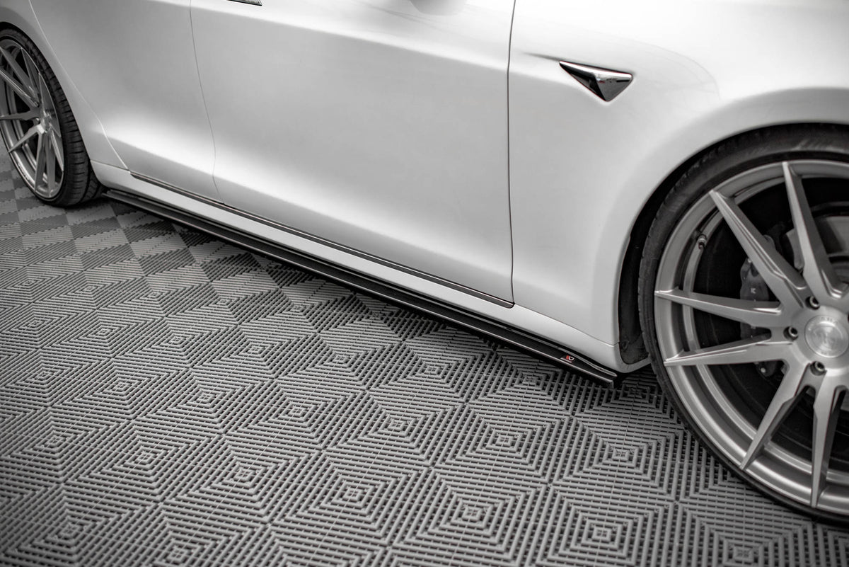 Side Skirts Diffusers suitable for Tesla Model S Facelift