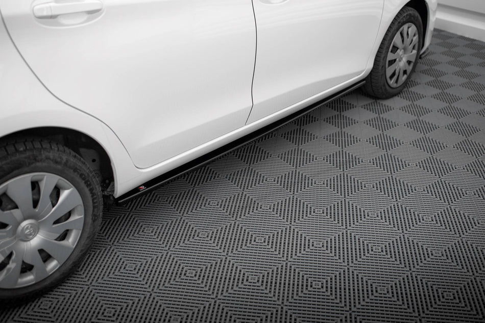 Side Skirts Diffusers suitable for Toyota Yaris Mk3 Facelift