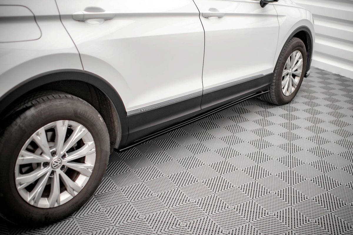 Side Skirts Diffusers suitable for Volkswagen Tiguan Mk2