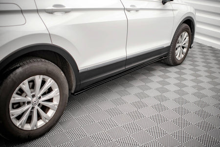 Side Skirts Diffusers suitable for Volkswagen Tiguan Mk2