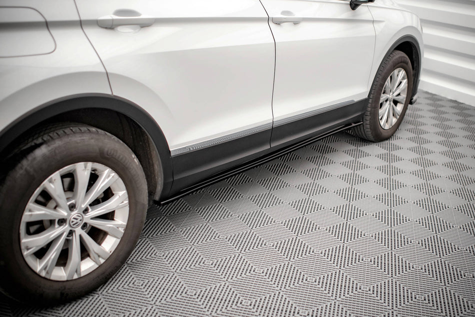Side Skirts Diffusers suitable for Volkswagen Tiguan Mk2