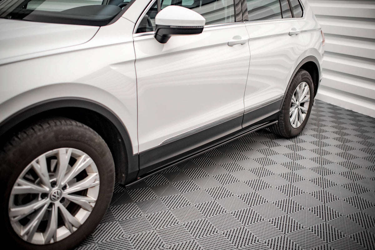 Side Skirts Diffusers suitable for Volkswagen Tiguan Mk2