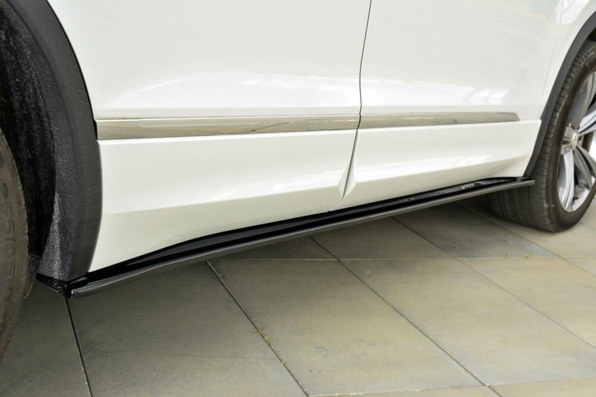 Side Skirts Diffusers suitable for Volkswagen Tiguan R-Line Mk2